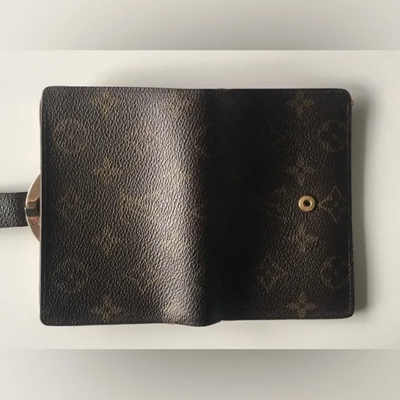 Louis Vuitton Vintage Viennois Wallet with Kisslock. Authentic and rare. - Picture 9 of 17
